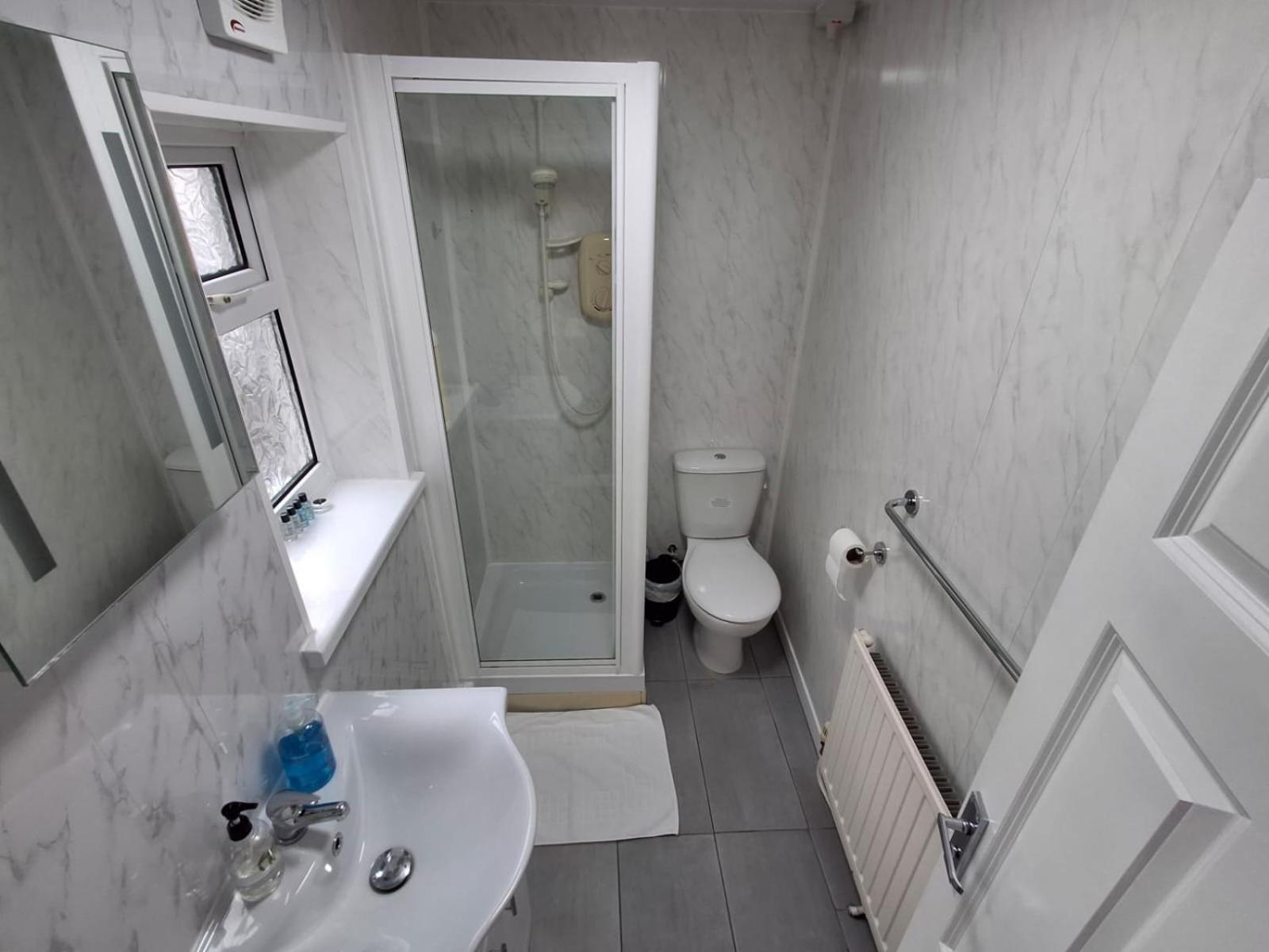 Inn By The Sea, Portsmouth - En Suite Rooms With Sea View Possible, Parking Ev 22Kw Luaran gambar