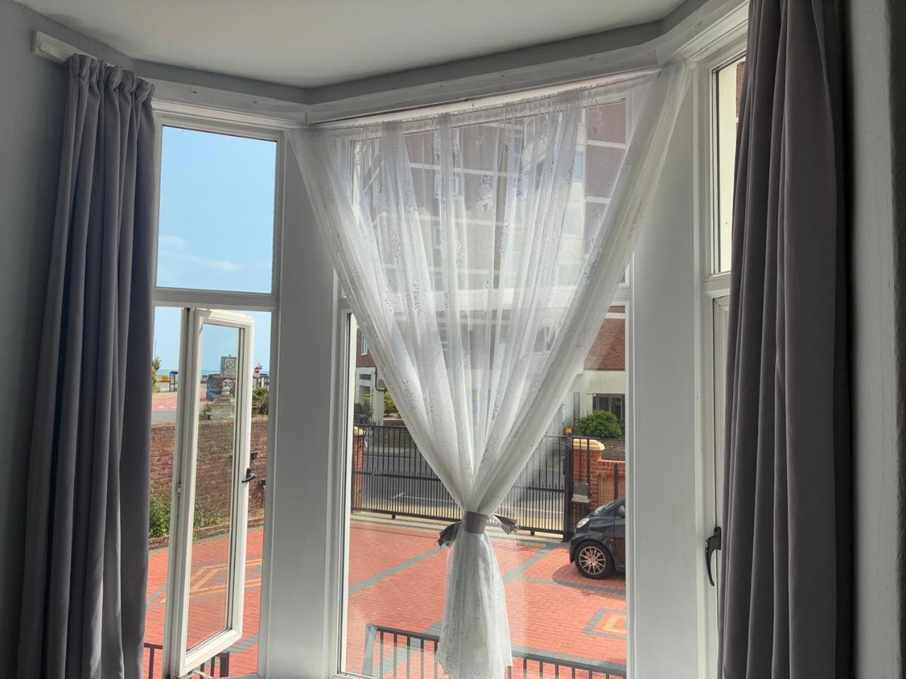 Inn By The Sea, Portsmouth - En Suite Rooms With Sea View Possible, Parking Ev 22Kw Luaran gambar