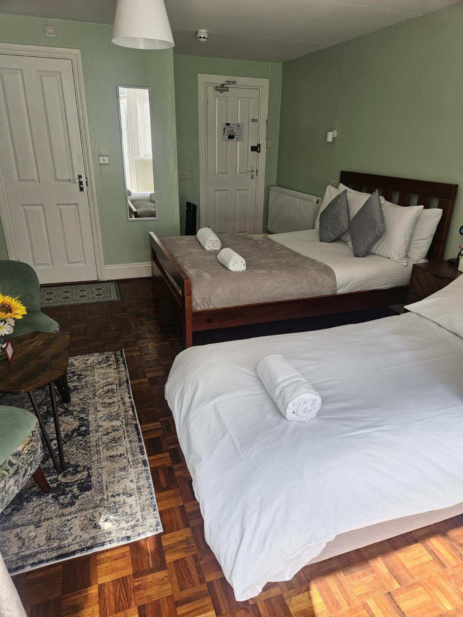 Inn By The Sea, Portsmouth - En Suite Rooms With Sea View Possible, Parking Ev 22Kw Luaran gambar
